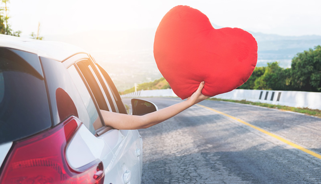 Plan a Romantic Road Trip This Valentine’s Week